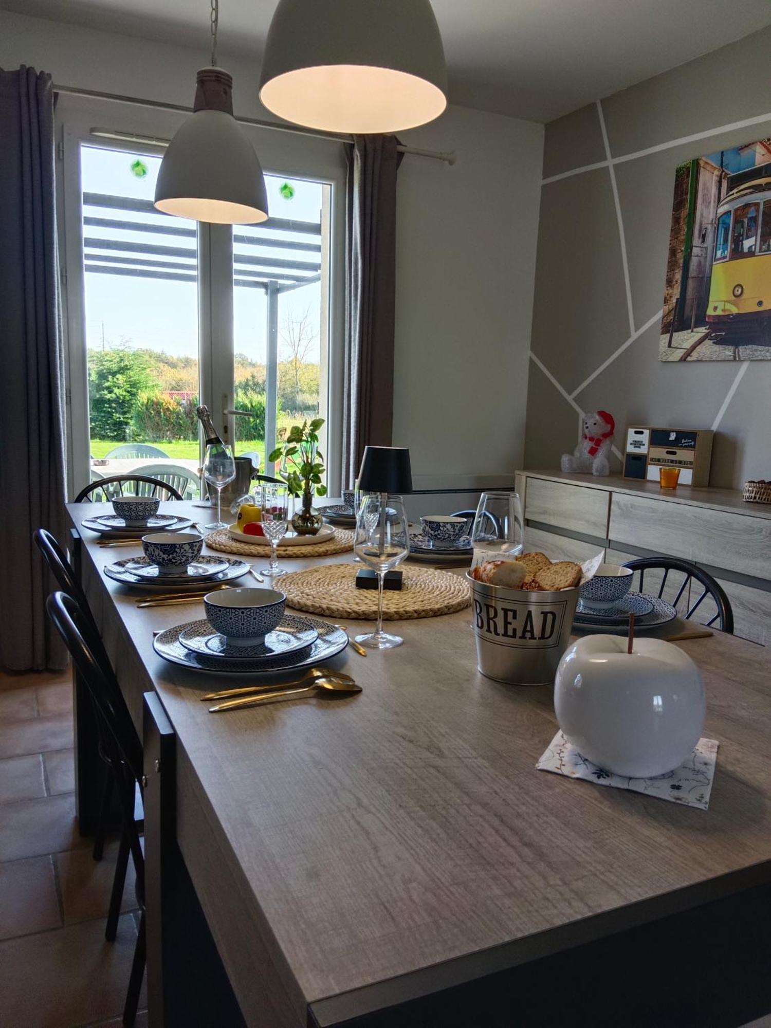 Villa Familiale Avec Spa Et Sauna Saint-Antonin-de-Sommaire Екстериор снимка