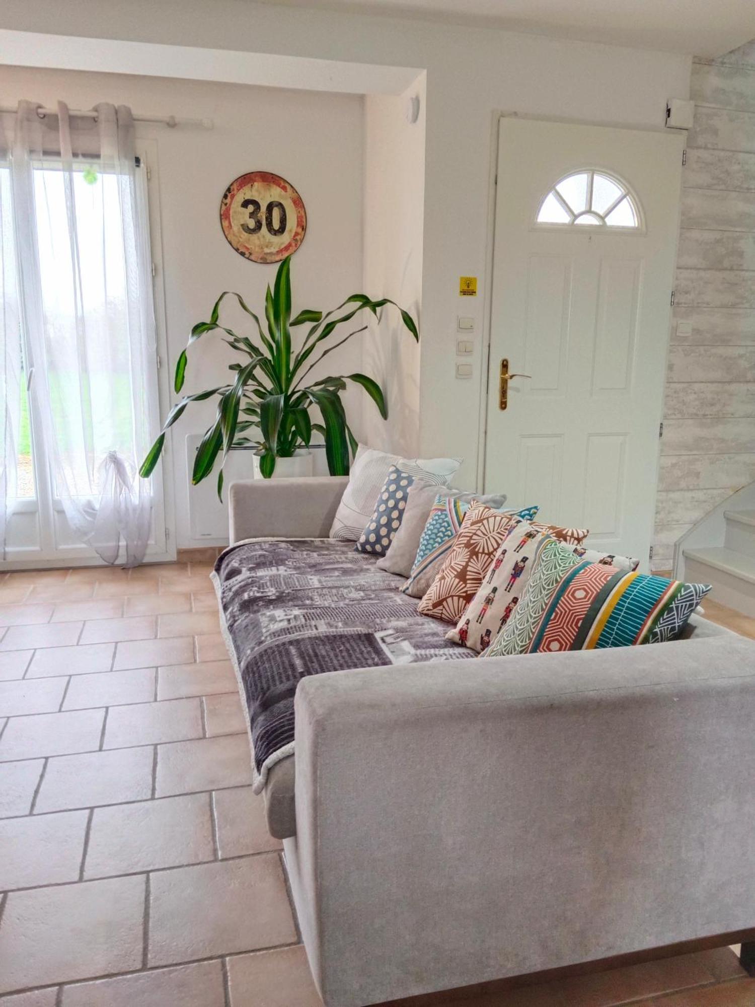Villa Familiale Avec Spa Et Sauna Saint-Antonin-de-Sommaire Екстериор снимка